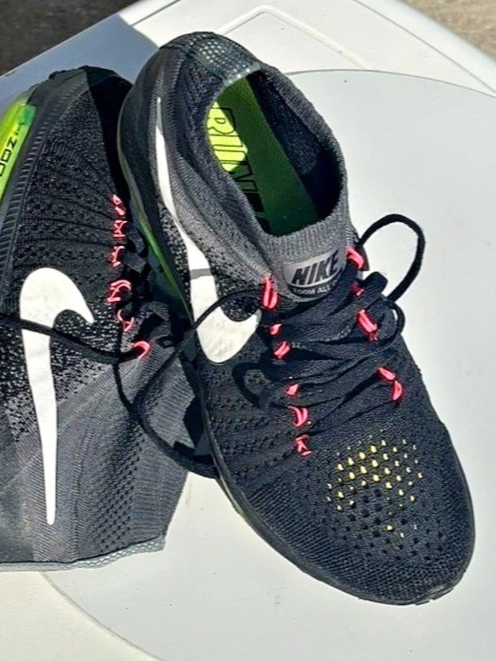 Nike Air Max 2016 Athletic Shoes US 7.5 Black & Green